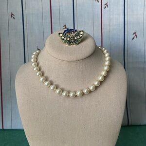 Vintage Faux Pearl Necklace